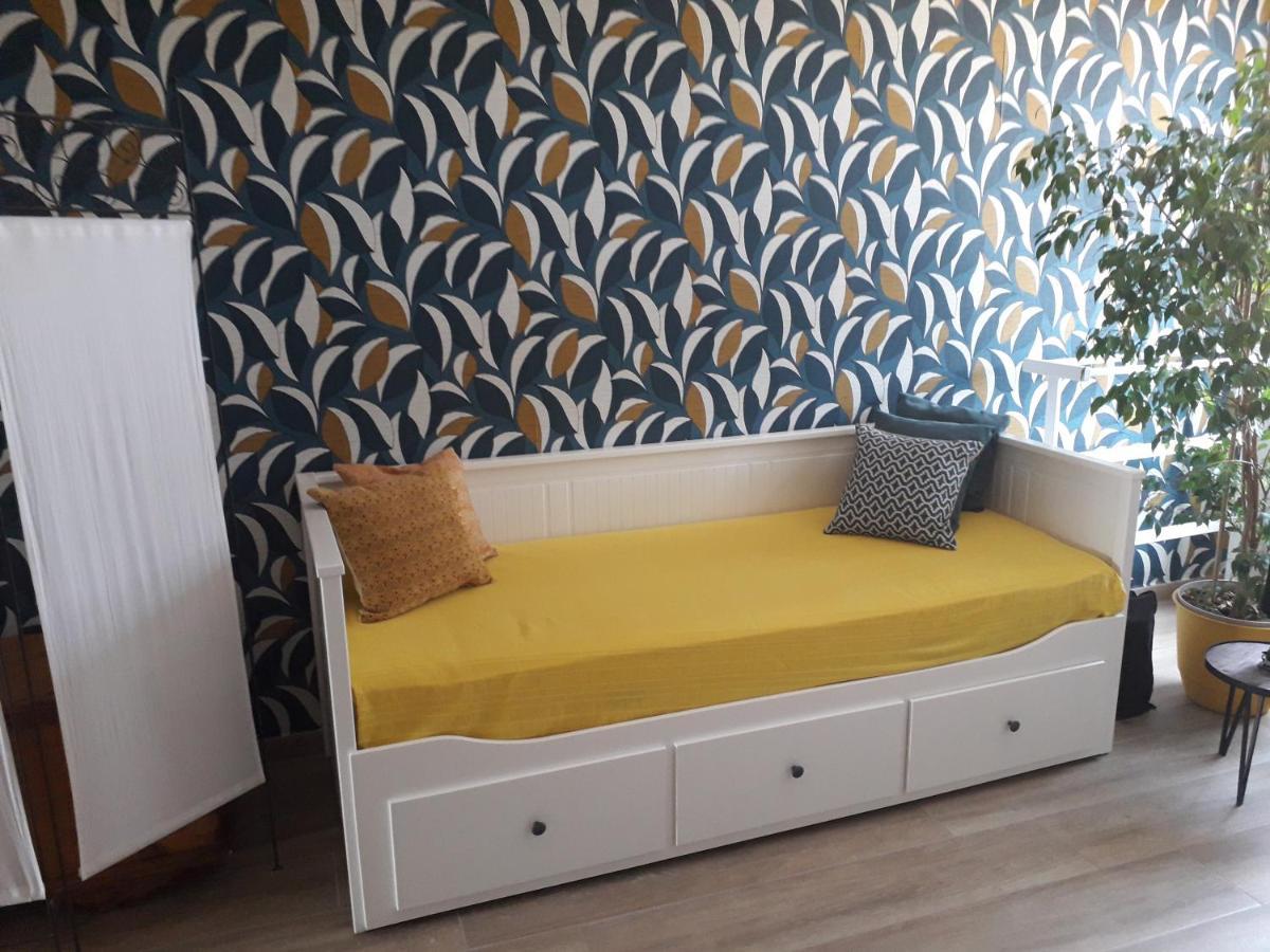 Veronique Schouckens Binche Buitenkant foto
